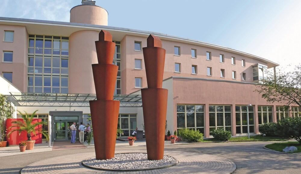 Dorint Hotel Durbach/Schwarzwald エクステリア 写真